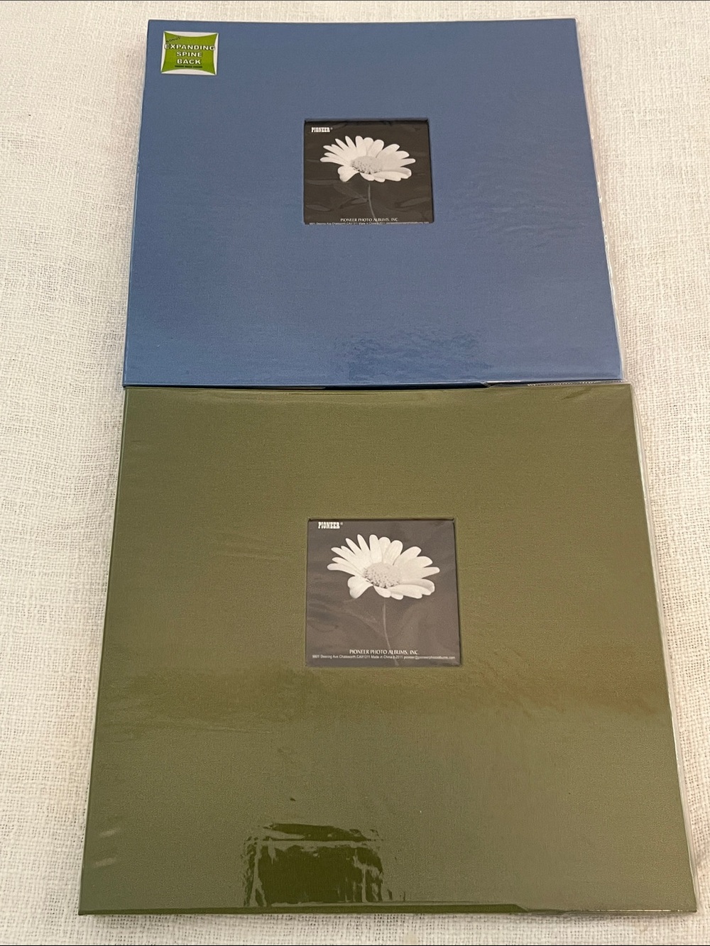 PIONEER Photo/Memory Book in Blue(NWT) and Green(NWOT)